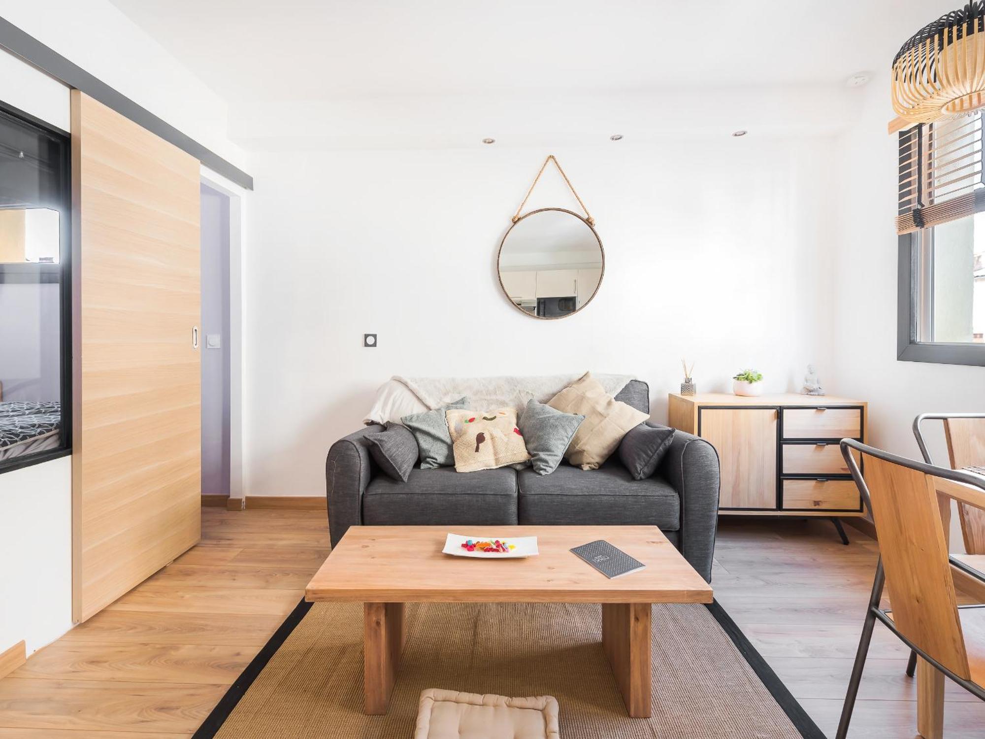 Appart - Suites Gaya Centre Ville Монпелие Екстериор снимка